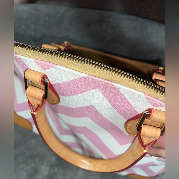 Dooney & Bourke Pink and White Chevron Bag With Red Interior purse - Picture 13 of 16